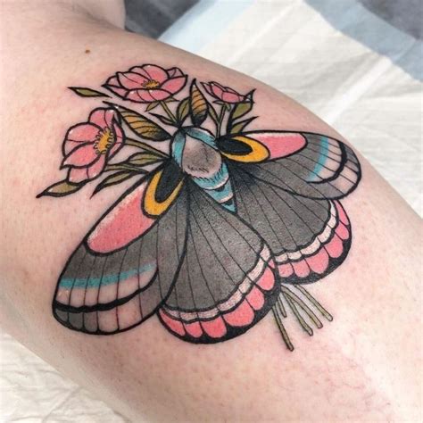 chest moth tattoo|115 Intriguing Moth Tattoo Ideas with Meanings and。